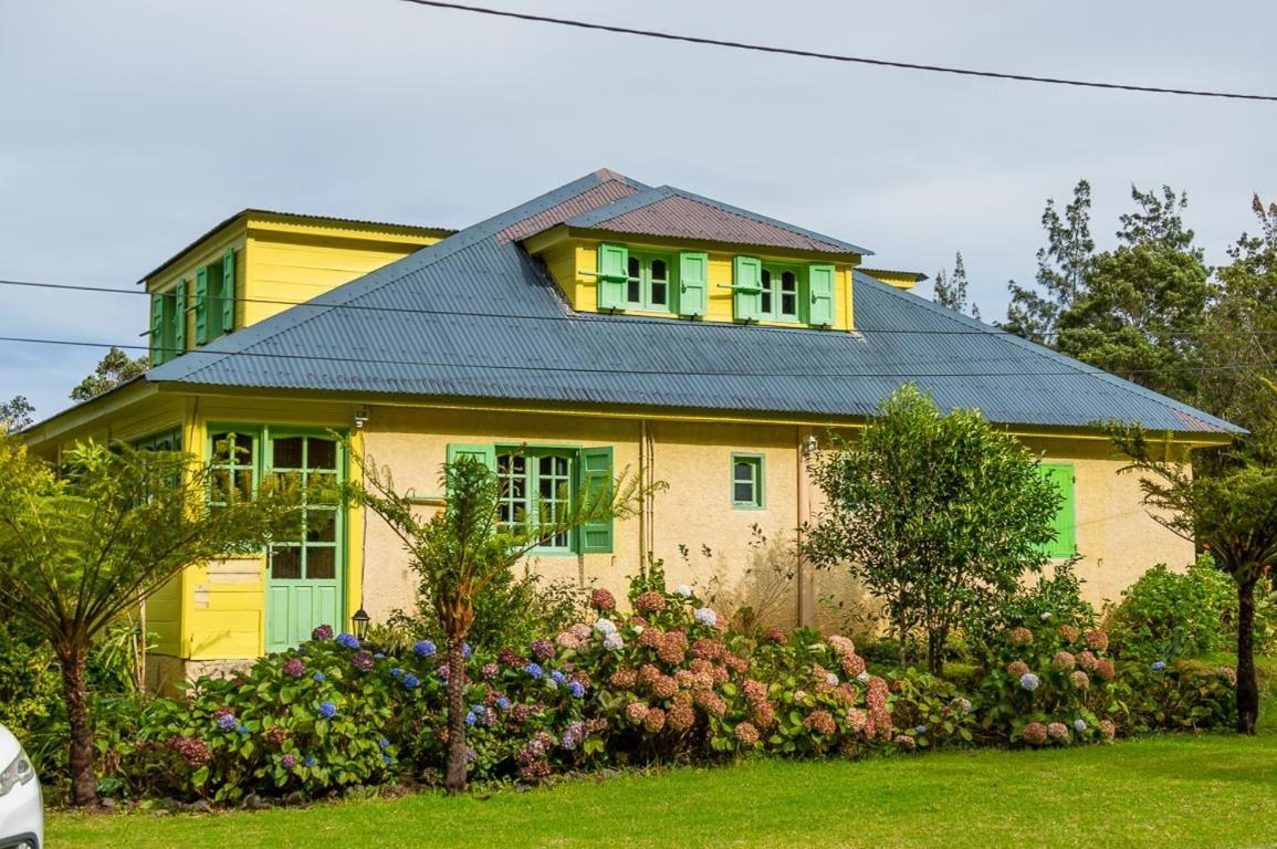Hotel OLATIKA - Le Retour aux sources à Cilaos Extérieur photo